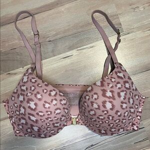 Victoria's Secret Blush Leopard Print Bra